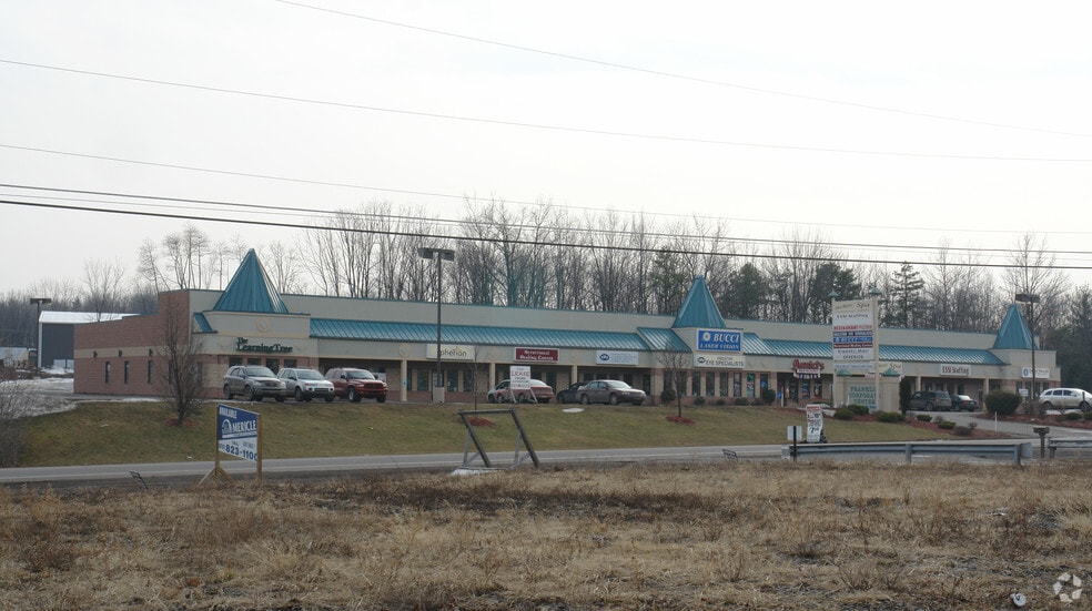147 Airport Rd, Hazleton, PA for lease - Building Photo - Image 3 of 4