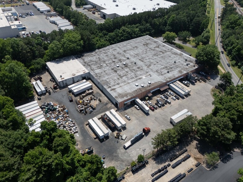 5682 E Ponce De Leon Ave, Stone Mountain, GA for lease - Aerial - Image 1 of 5