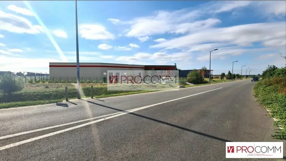 Flex in Mainvilliers for lease - Building Photo - Image 2 of 4