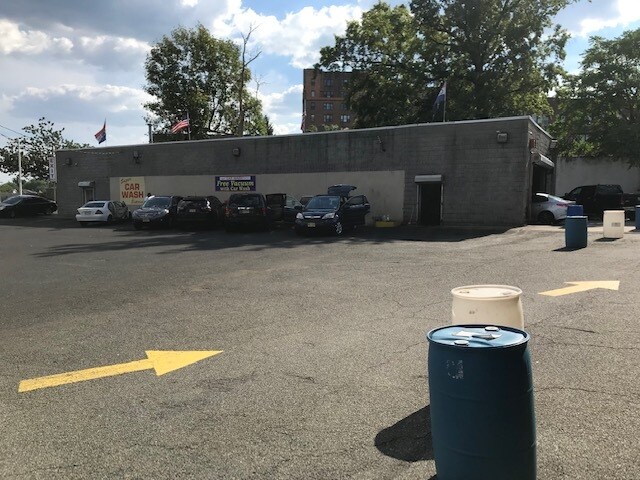 201 Freeway Dr E, East Orange, NJ for sale Primary Photo- Image 1 of 1