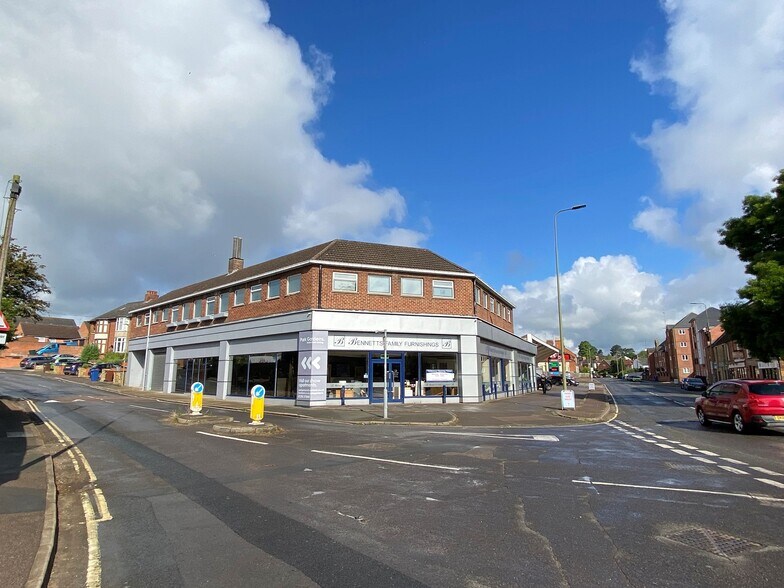 Warwick Road Rd, Banbury, OX16 2AB Family Furnishings