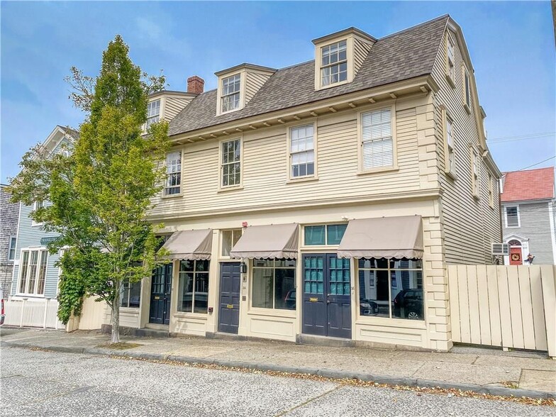 32-36 Franklin St, Newport, RI for sale - Building Photo - Image 1 of 1