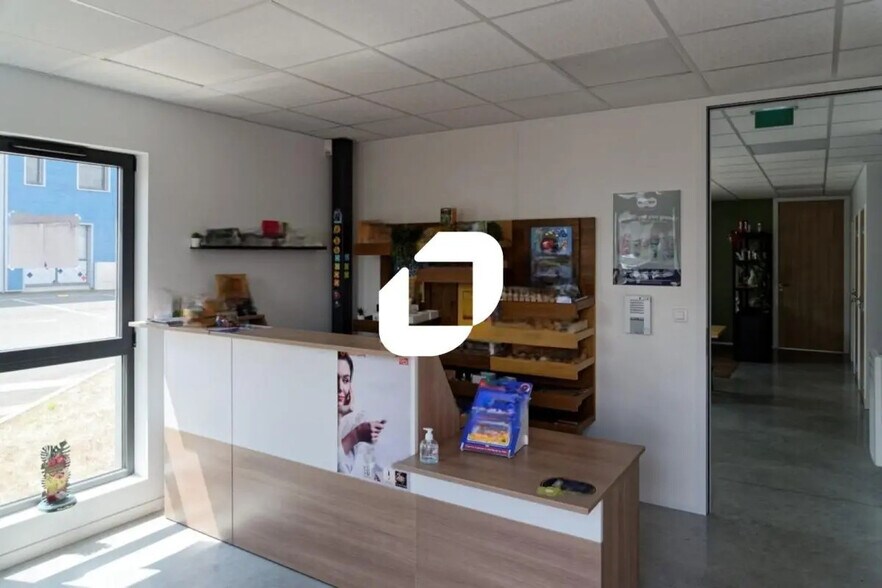 Flex in Saint-Herblain for sale - Interior Photo - Image 1 of 8