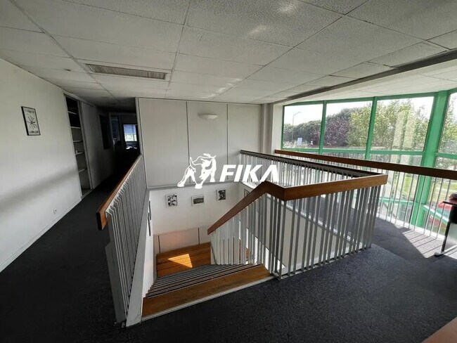 Vente Bureaux 1 150 m²