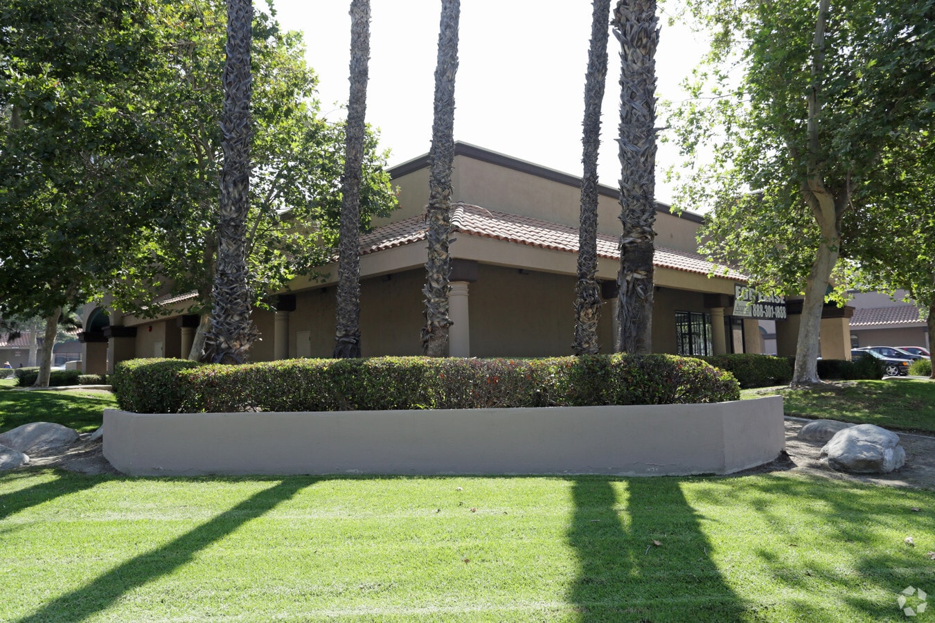 11613 Cherry Ave, Fontana, CA 92337