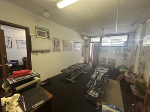 1 Longview Rd, Windsor Gardens for lease Interior Photo- Image 1 of 4
