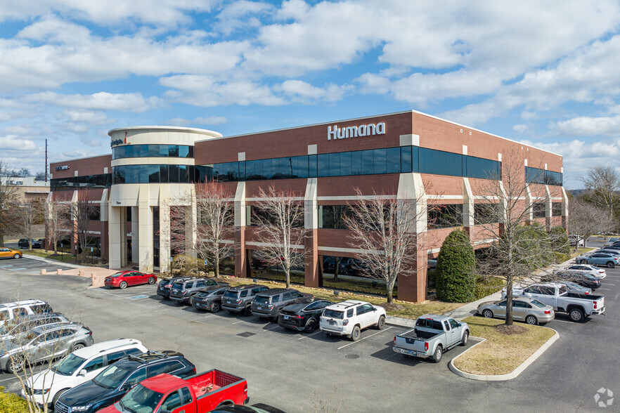 2095 Lakeside Centre Way, Knoxville, TN for lease - Building Photo - Image 1 of 26