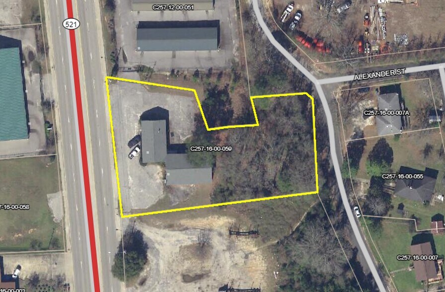 2632 Broad St, Camden, SC 29020