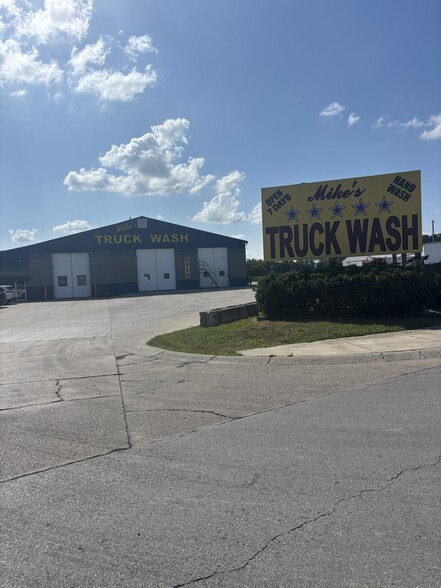 602 Friend Way, Lebanon, IN for sale - Building Photo - Image 2 of 20