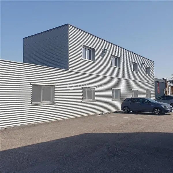 Flex in Seichamps for lease Building Photo- Image 1 of 7