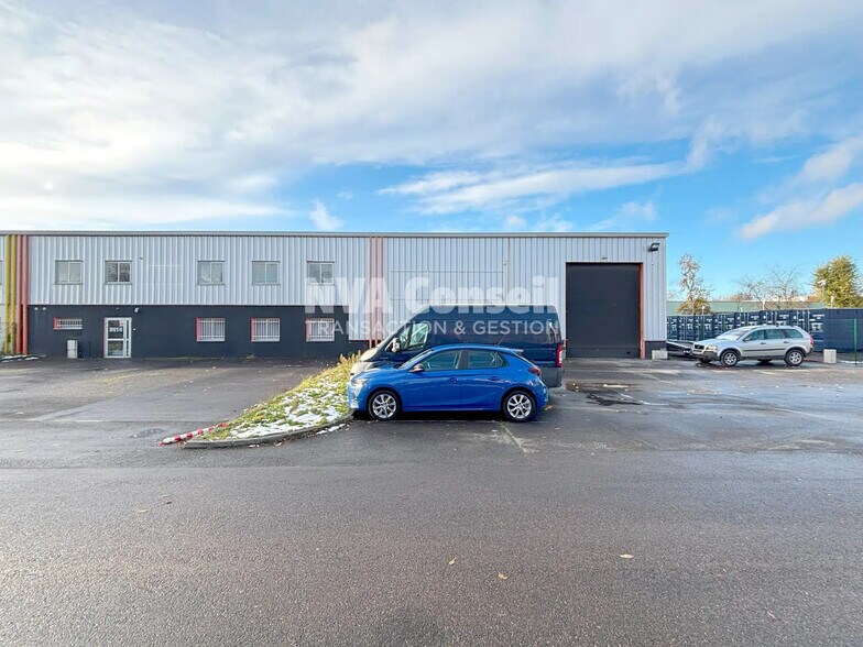 190 Chaussee Jules Cesar, Beauchamp for lease - Building Photo - Image 3 of 7