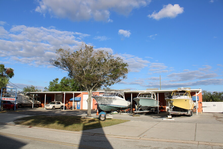 5275 95th St N, Saint Petersburg, FL for sale - Building Photo - Image 1 of 40