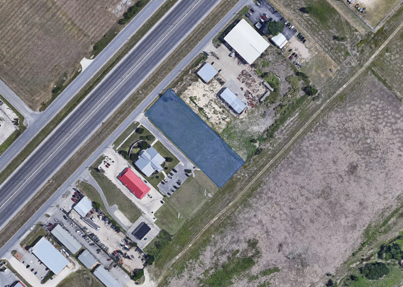 2585 Interstate 35, San Marcos, TX for sale - Primary Photo - Image 1 of 1