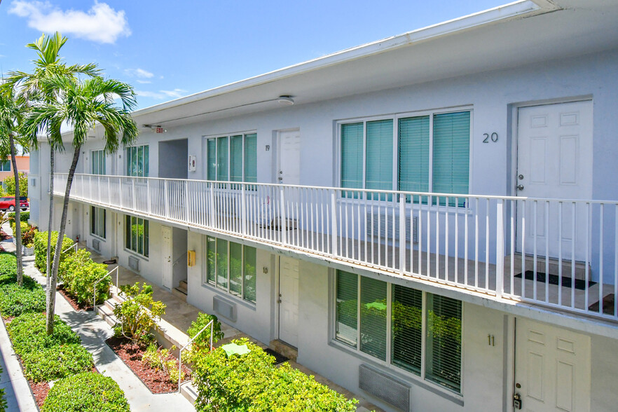 7315-7325 Carlyle Ave, Miami Beach, FL for sale - Building Photo - Image 3 of 80