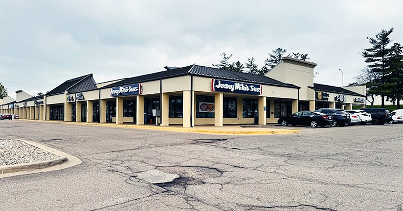 5420-5466 Beckley Rd, Battle Creek, MI for lease - Building Photo - Image 2 of 5