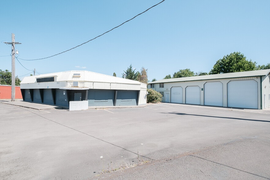 35883 Knox Butte Rd E, Albany, OR for sale - Primary Photo - Image 1 of 1
