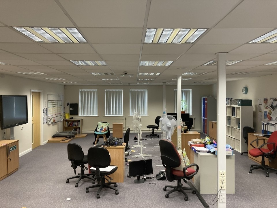 Nightingale Clos, Rotherham for lease Building Photo- Image 1 of 1