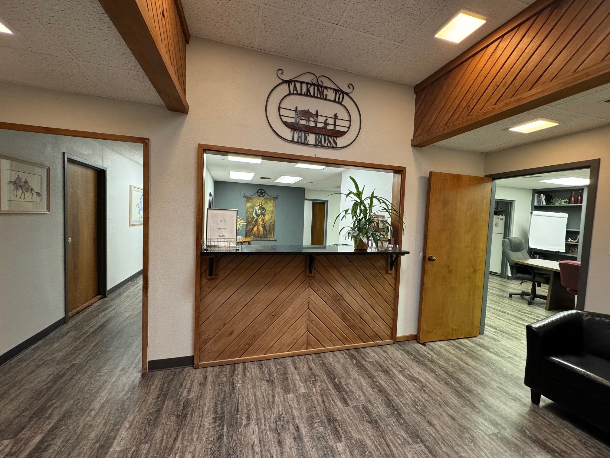 320 E Carl Albert Pky, Mcalester, OK for lease Interior Photo- Image 1 of 9