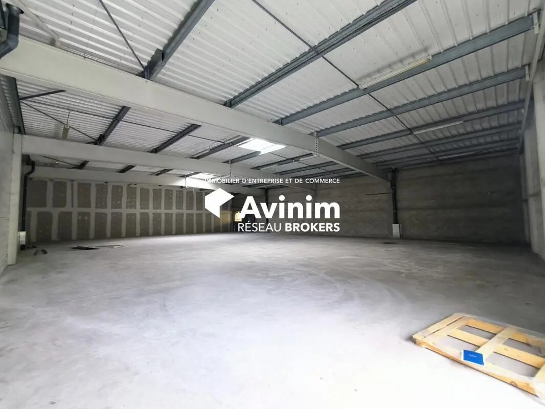 Industrial in Dadonville for lease Building Photo- Image 1 of 4