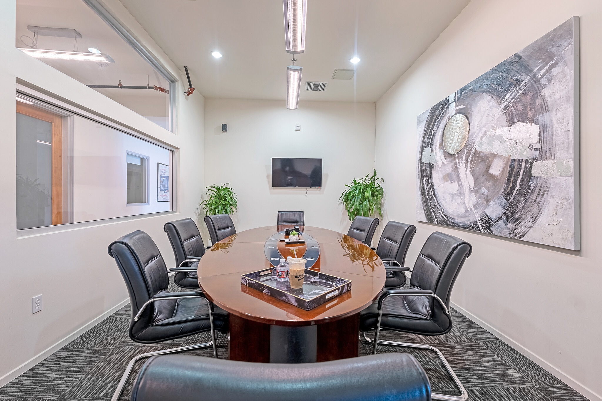 6350 Santa Monica Blvd, Los Angeles, CA for sale Interior Photo- Image 1 of 24