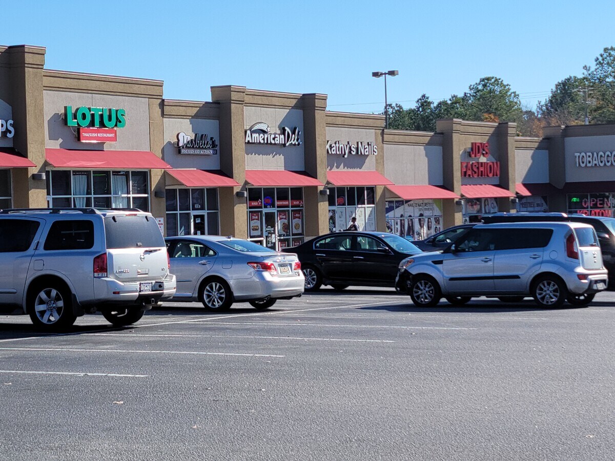 7546 Garners Ferry Rd, Columbia, SC 29209