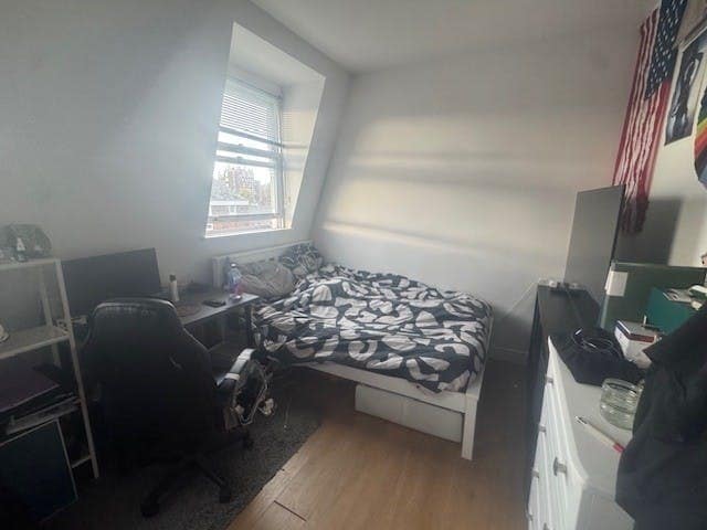 386 Hornsey Rd, London for sale - Building Photo - Image 2 of 9