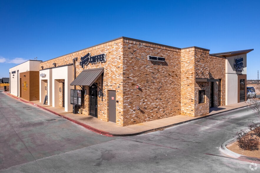 11010 Slide Rd, Lubbock, TX for lease - Building Photo - Image 2 of 4