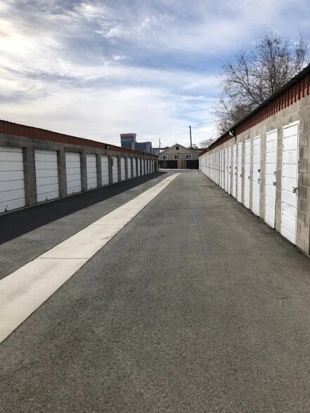 226 Linden St, Reno, NV for lease - Primary Photo - Image 1 of 1