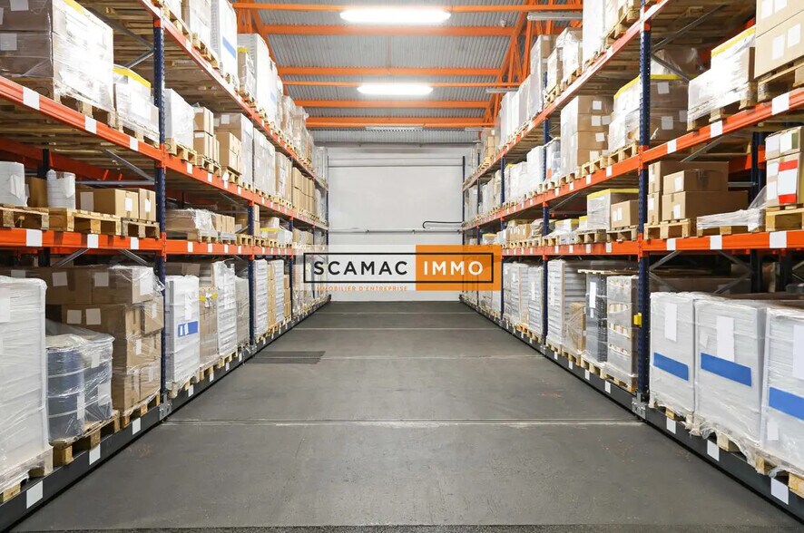 Flex in Ormesson-sur-Marne for sale - Building Photo - Image 2 of 5