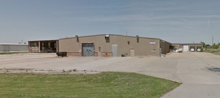 612 W Miller Rd, Iola, KS for sale Primary Photo- Image 1 of 1