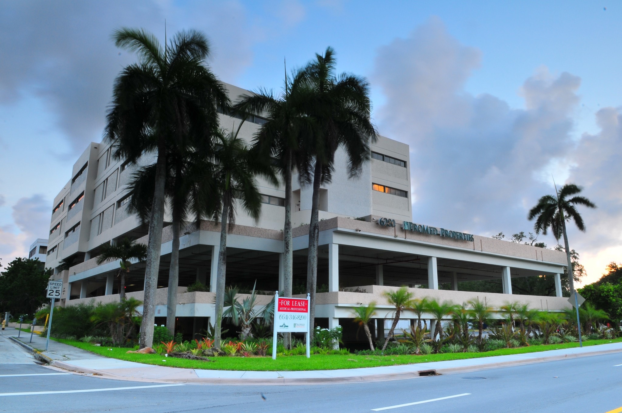 6280 Sunset Dr, Miami, FL 33143 - Sunset Professional Centre | LoopNet.com