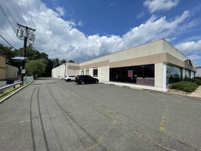 425 Rt 46 W, Fairfield, NJ for lease Building Photo- Image 2 of 11