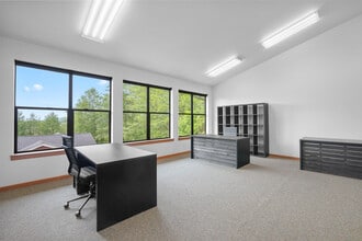 2413 Main St, Ferndale, WA for lease Building Photo- Image 1 of 5