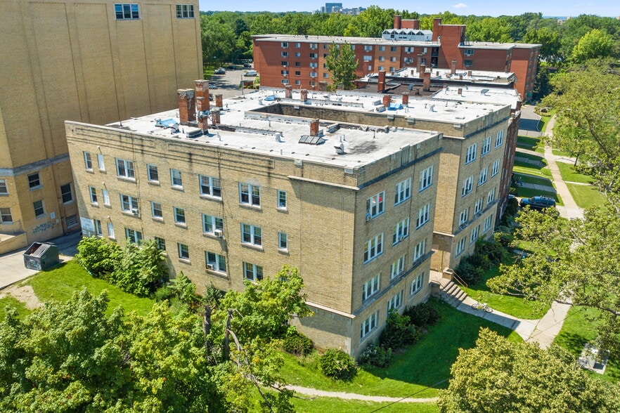 1374 West Blvd, Cleveland, OH 44102