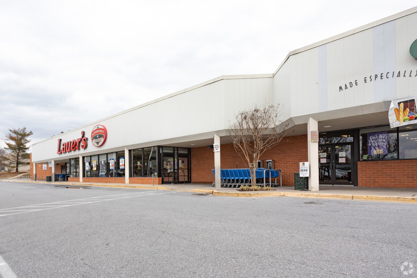 8095 Edwin Raynor Blvd, Pasadena, MD 21122 Chesterfield Plaza