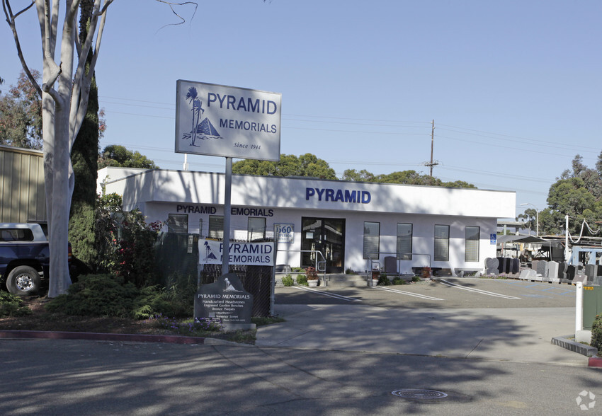 660 Superior St, Escondido, CA for lease - Building Photo - Image 1 of 2