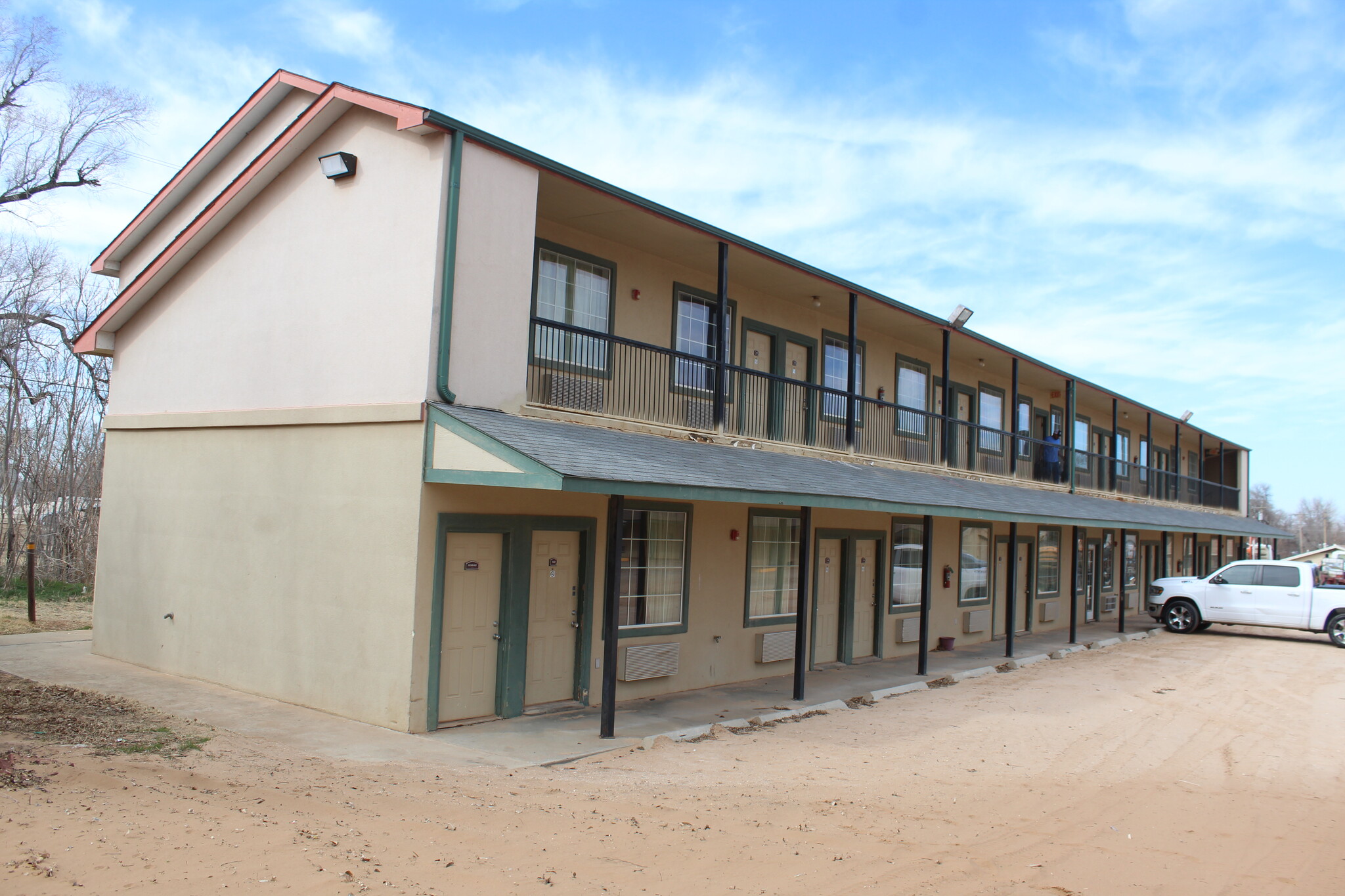 1175 Main St, Waynoka, OK for sale Building Photo- Image 1 of 1