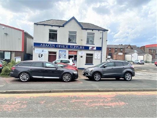 60 Tontine St, Blackburn for sale Primary Photo- Image 1 of 1