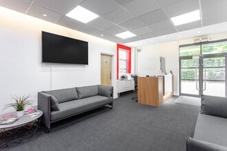 Humber Ave, Coventry for lease Interior Photo- Image 2 of 8