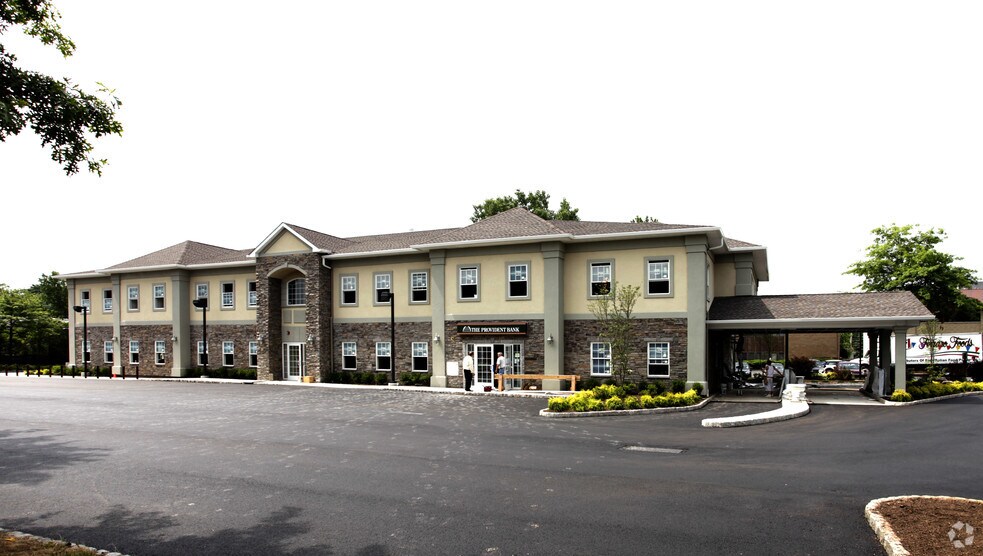 1139 Raritan Rd, Clark, NJ for sale - Primary Photo - Image 1 of 1