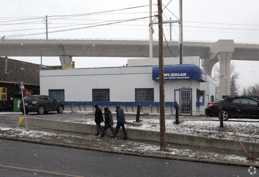 1502 10th Ave SW, Calgary, AB for sale - Building Photo - Image 3 of 6