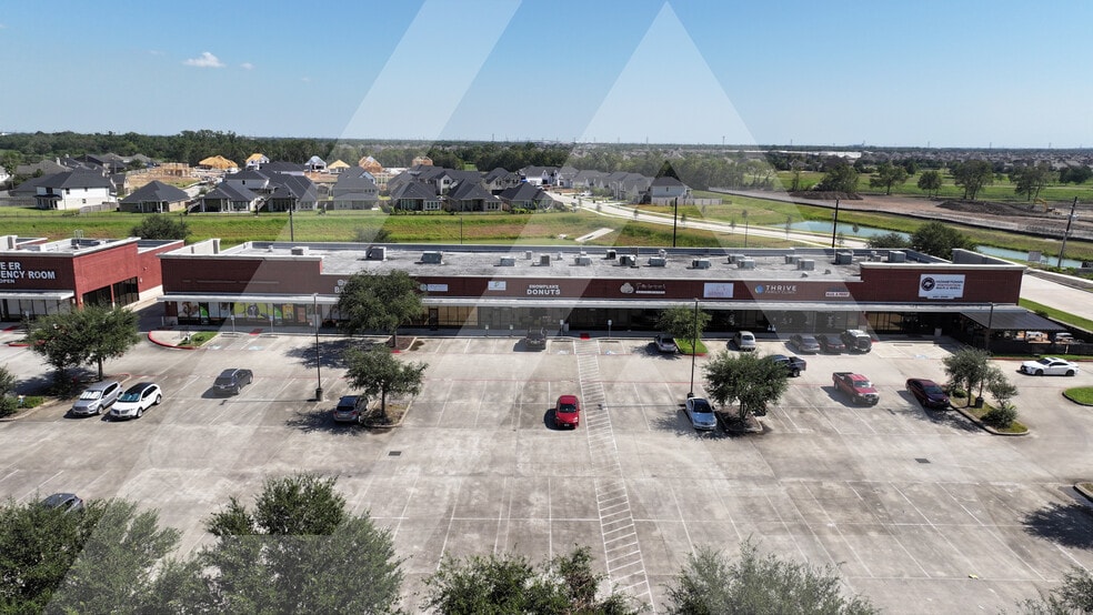 1853 Pearland Pky, Pearland, TX for lease - Building Photo - Image 3 of 12