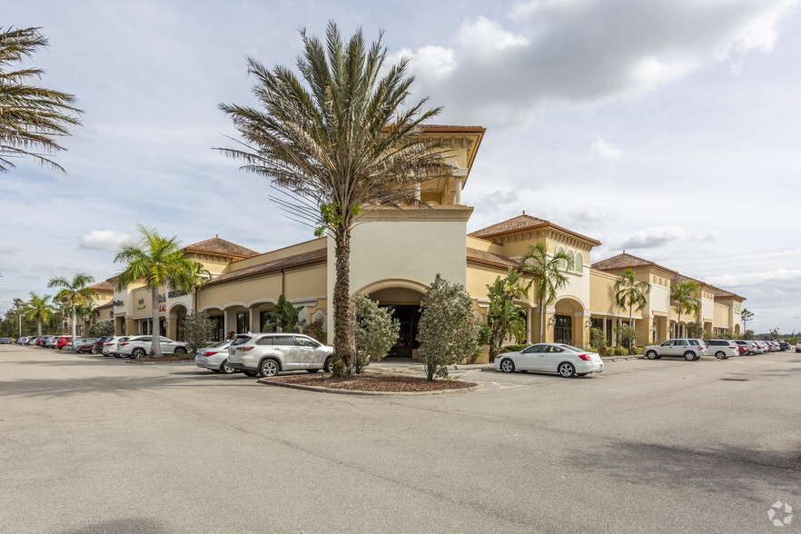 3571 Del Prado Blvd, Cape Coral, FL for lease - Building Photo - Image 1 of 8