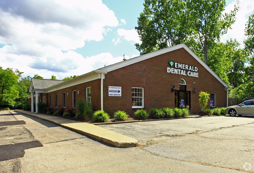 29010 Chardon Rd, Willoughby Hills, OH 44092