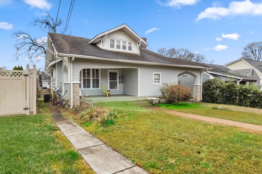 2503 Sunset Pl, Nashville, TN for sale - Building Photo - Image 3 of 20