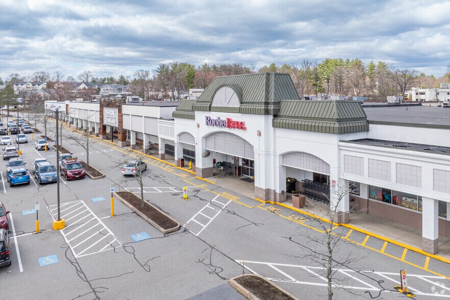 371-395 Massachusetts Ave, Acton, MA for lease - Primary Photo - Image 1 of 3