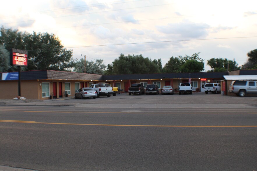 615 E Richards St, Douglas, WY for sale - Building Photo - Image 1 of 1