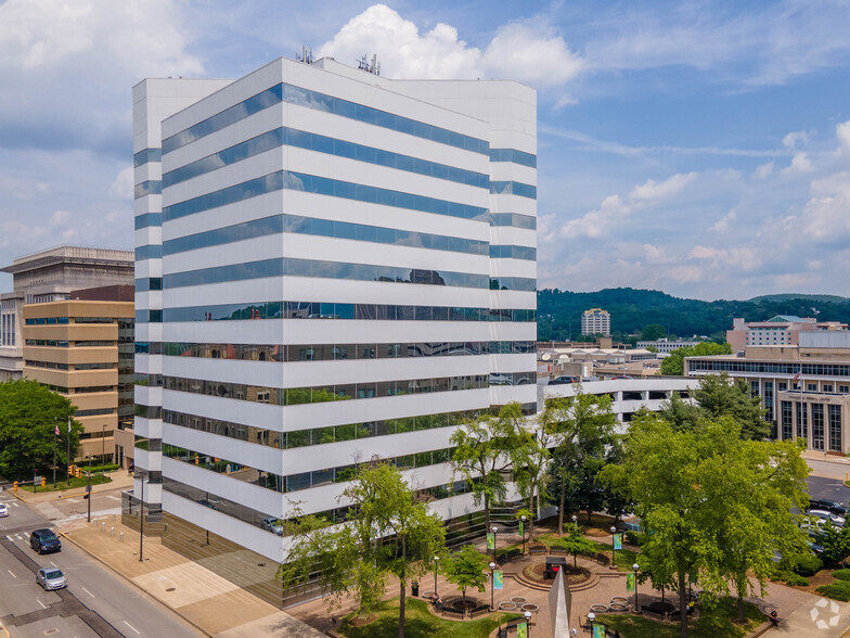 500 Virginia St E, Charleston, WV for lease - Building Photo - Image 1 of 7