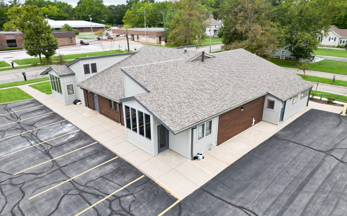 814 N Macomb St, Monroe, MI for sale Primary Photo- Image 1 of 1