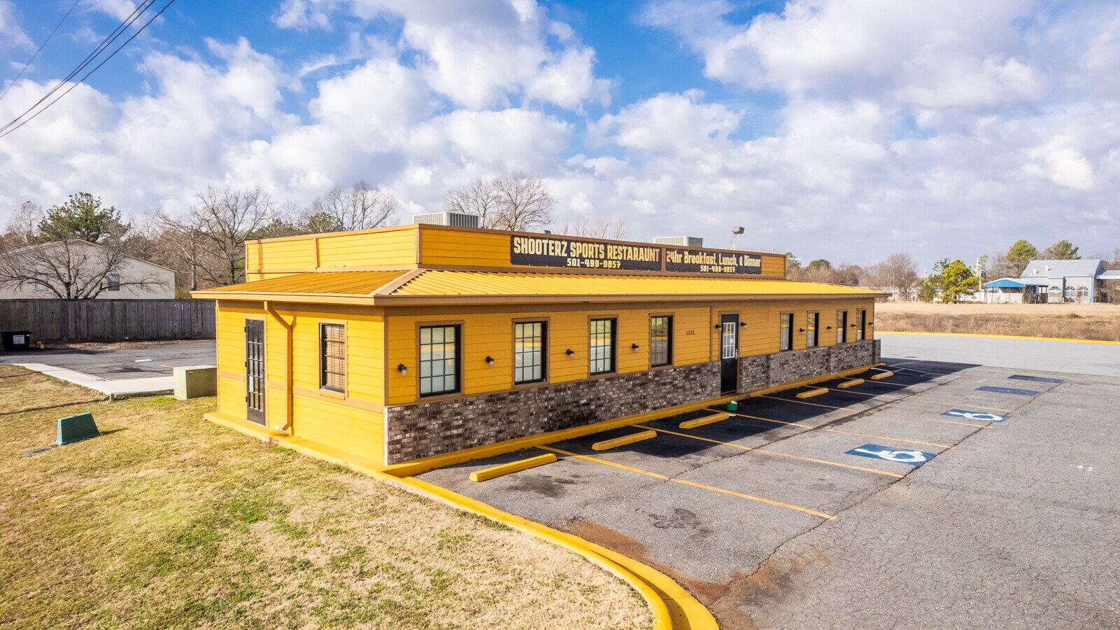 1515 Dave Ward Dr, Conway, AR 72034